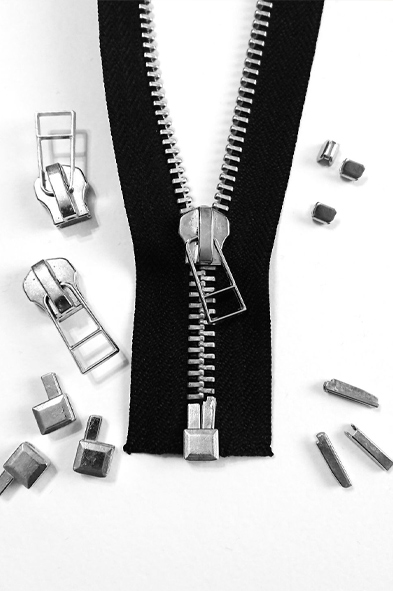 Pin & Kotak Zip